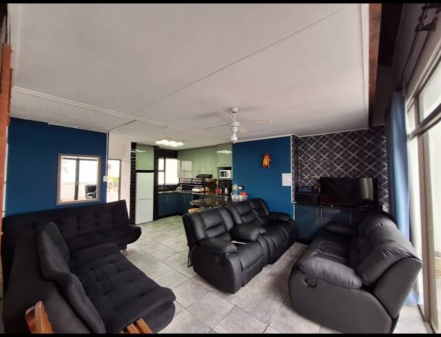 2 BEDROOM APARTMENT BLOCK FOR SALE IN MANABA BEACH